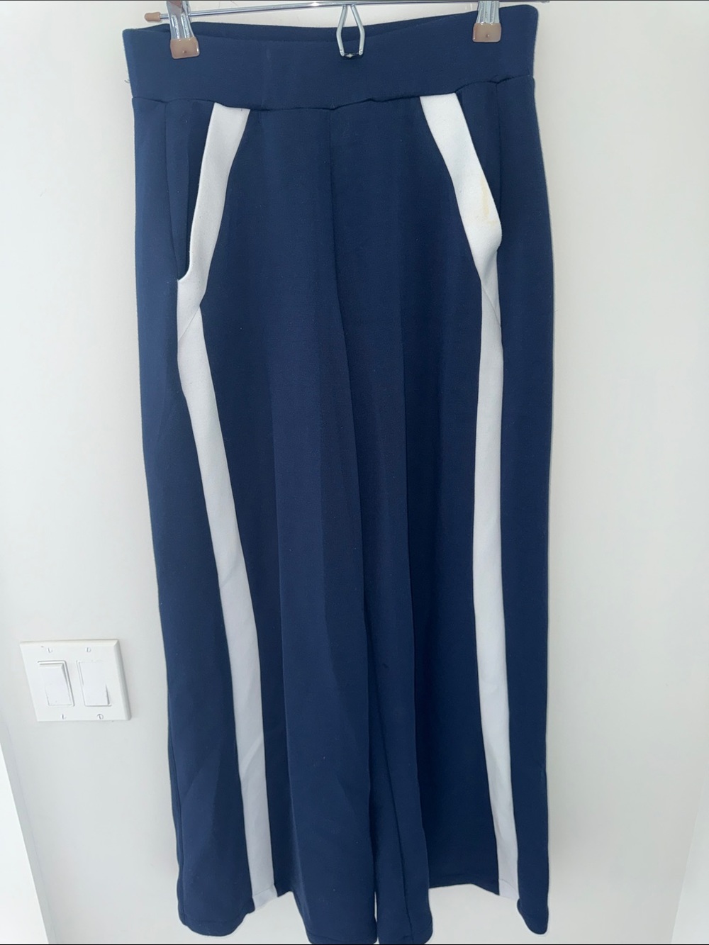 SPANX Navy Wide-Leg Pants with White Side Panels